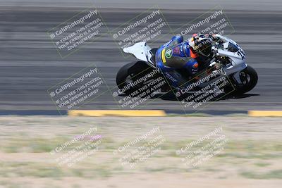 media/Apr-05-2024-Apex Assassins-CVMA Friday Practice (Fri) [[ee2ef04f2b]]/3-Racer 2/Session 3 (Bowl Speed Pans)/